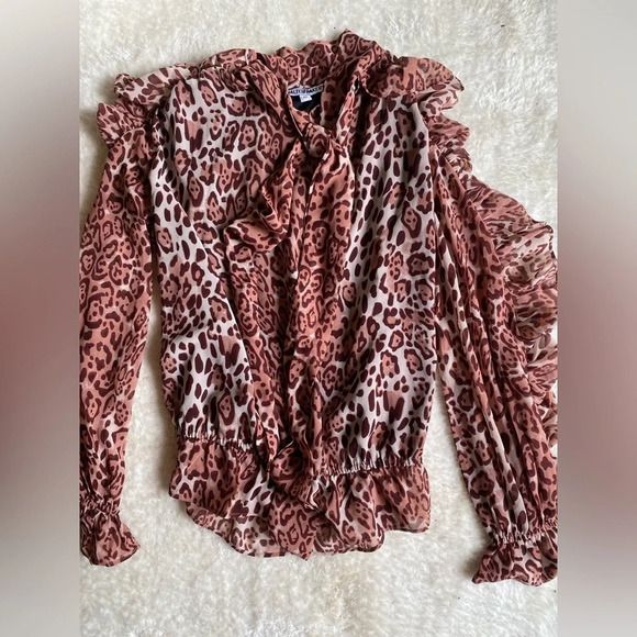 Walter Baker Leopard Ruffle Blouse XS MM - Picture 1 of 4